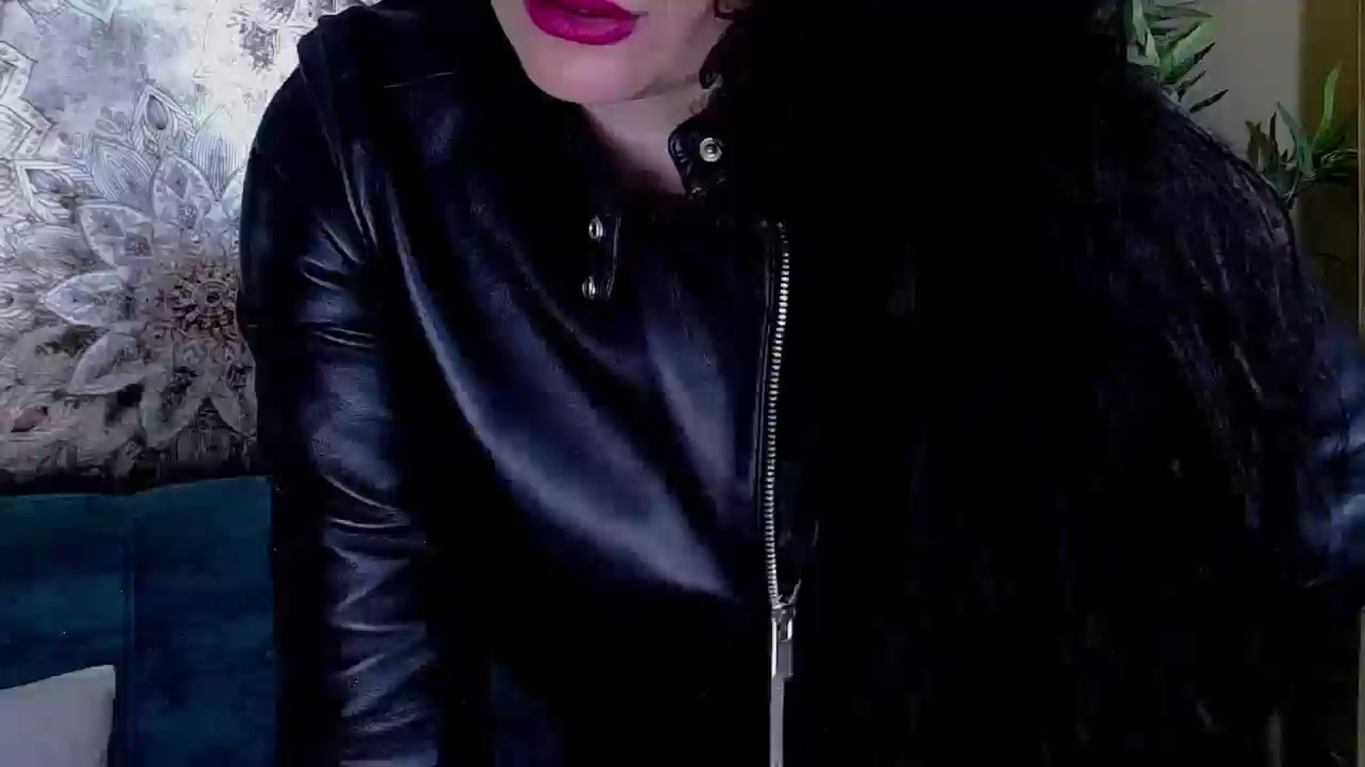 Gallery image thumbnail from ForeverChic's myfreecams stream on, 05/16/2025, 07:22 image 1 of 20