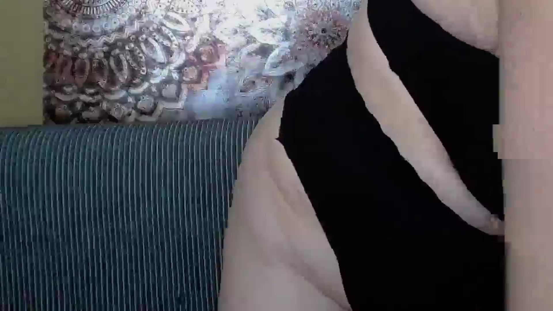 Gallery image thumbnail from ForeverChic's myfreecams stream on, 06/04/2025, 08:39 image 19 of 20