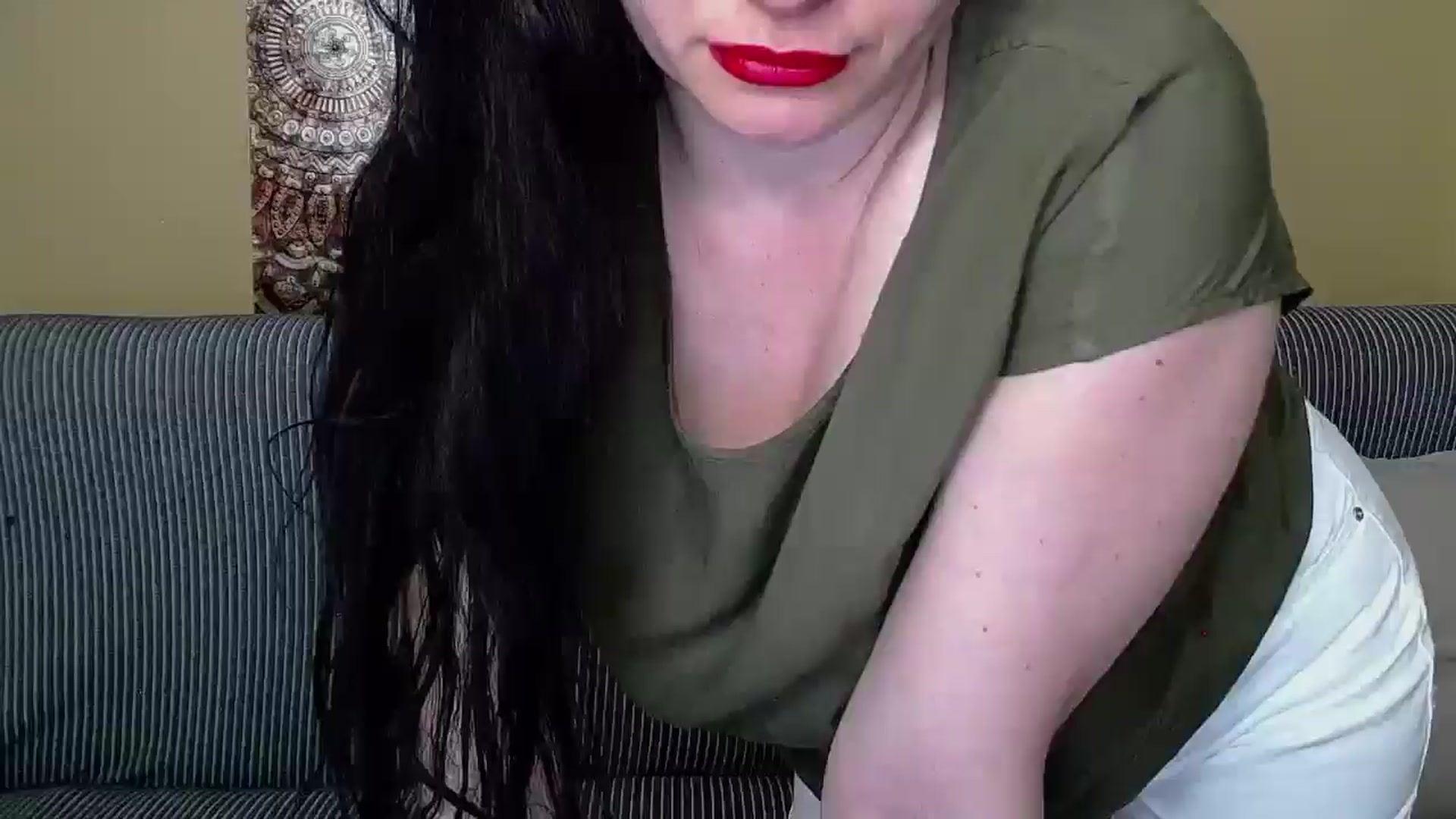 Gallery image thumbnail from ForeverChic's myfreecams stream on, 06/05/2025, 07:27 image 10 of 20