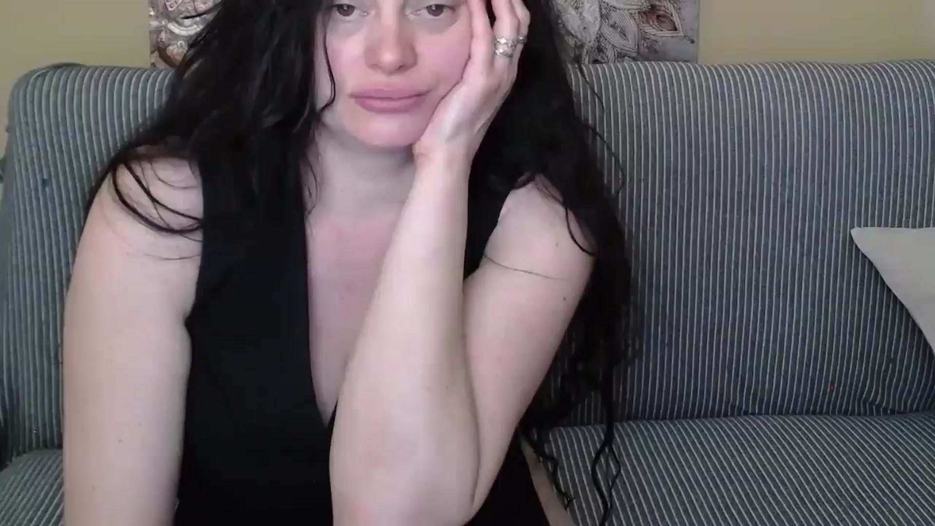 Gallery image thumbnail from ForeverChic's myfreecams stream on, 06/14/2025, 12:09 image 16 of 20