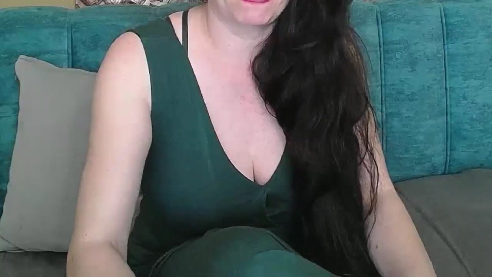 Gallery image thumbnail from ForeverChic's myfreecams stream on, 06/19/2025, 09:56 image 4 of 20