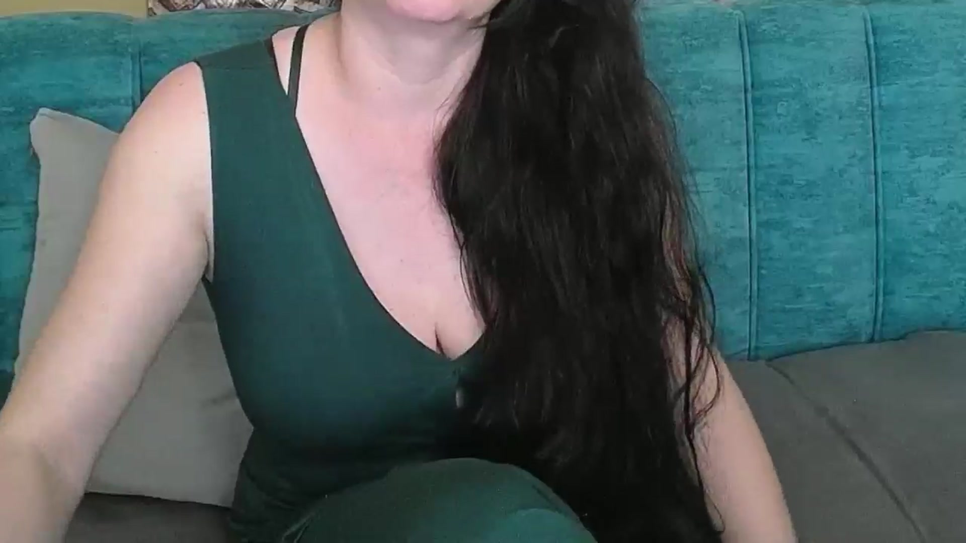 Gallery image thumbnail from ForeverChic's myfreecams stream on, 06/19/2025, 09:56 image 14 of 20