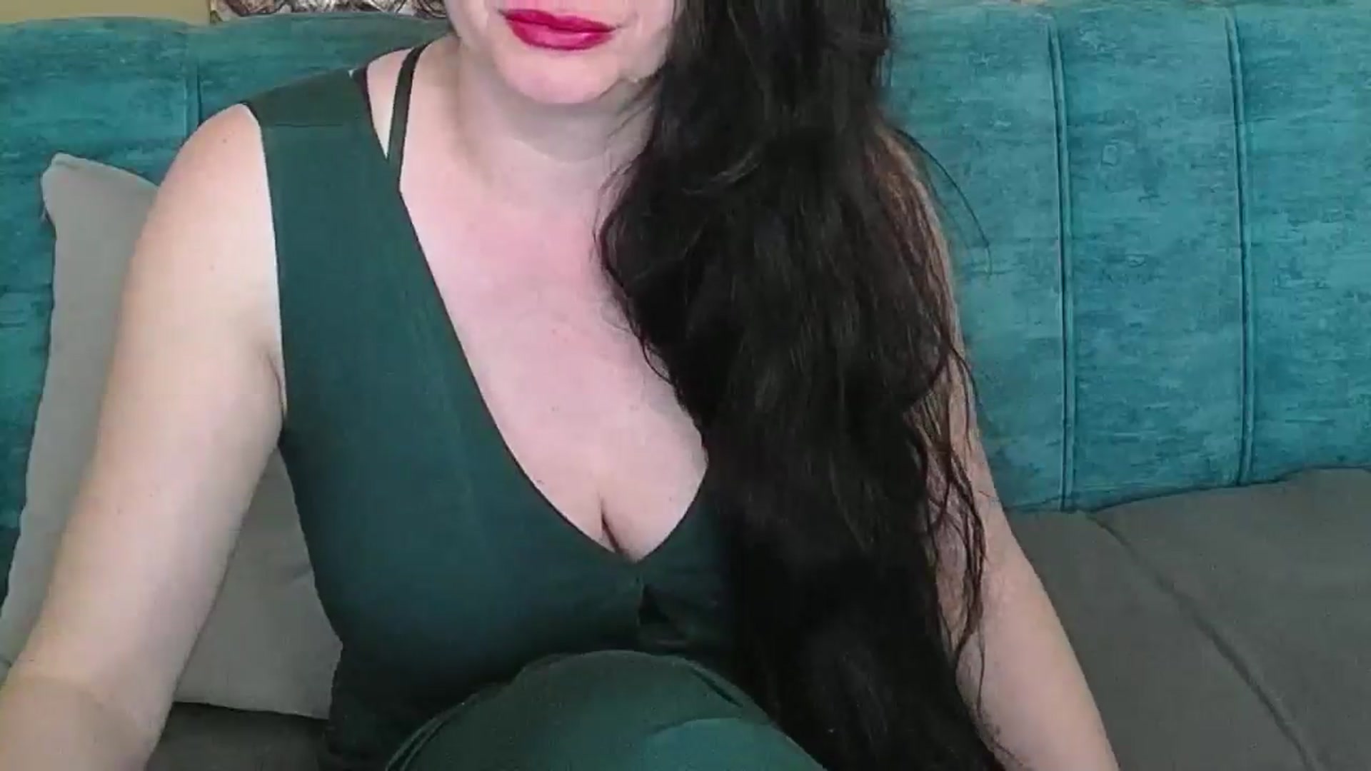 Gallery image thumbnail from ForeverChic's myfreecams stream on, 06/19/2025, 09:56 image 5 of 20
