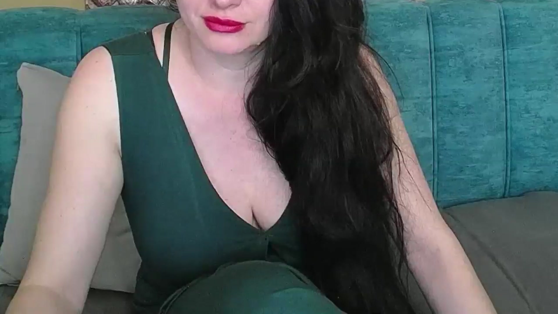 Gallery image thumbnail from ForeverChic's myfreecams stream on, 06/19/2025, 09:56 image 6 of 20