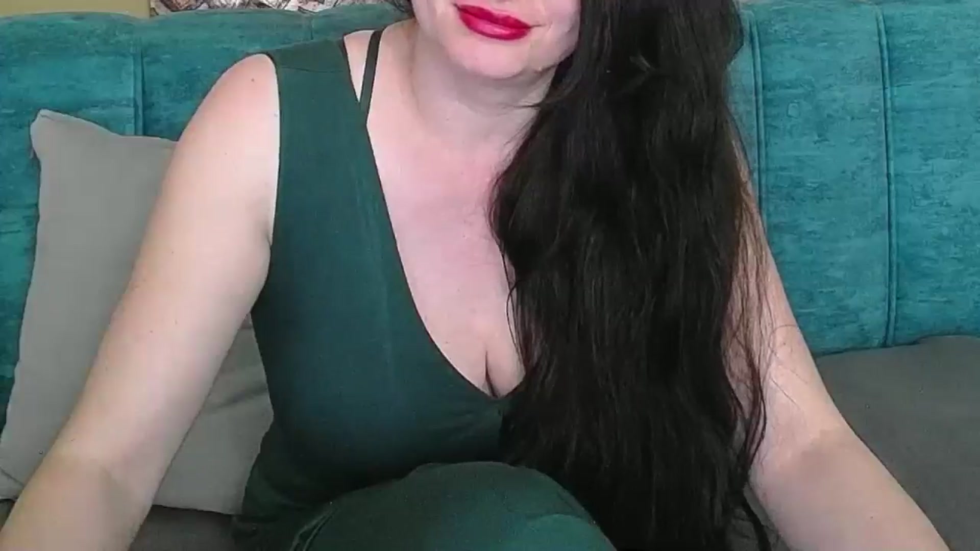 Gallery image thumbnail from ForeverChic's myfreecams stream on, 06/19/2025, 09:56 image 15 of 20