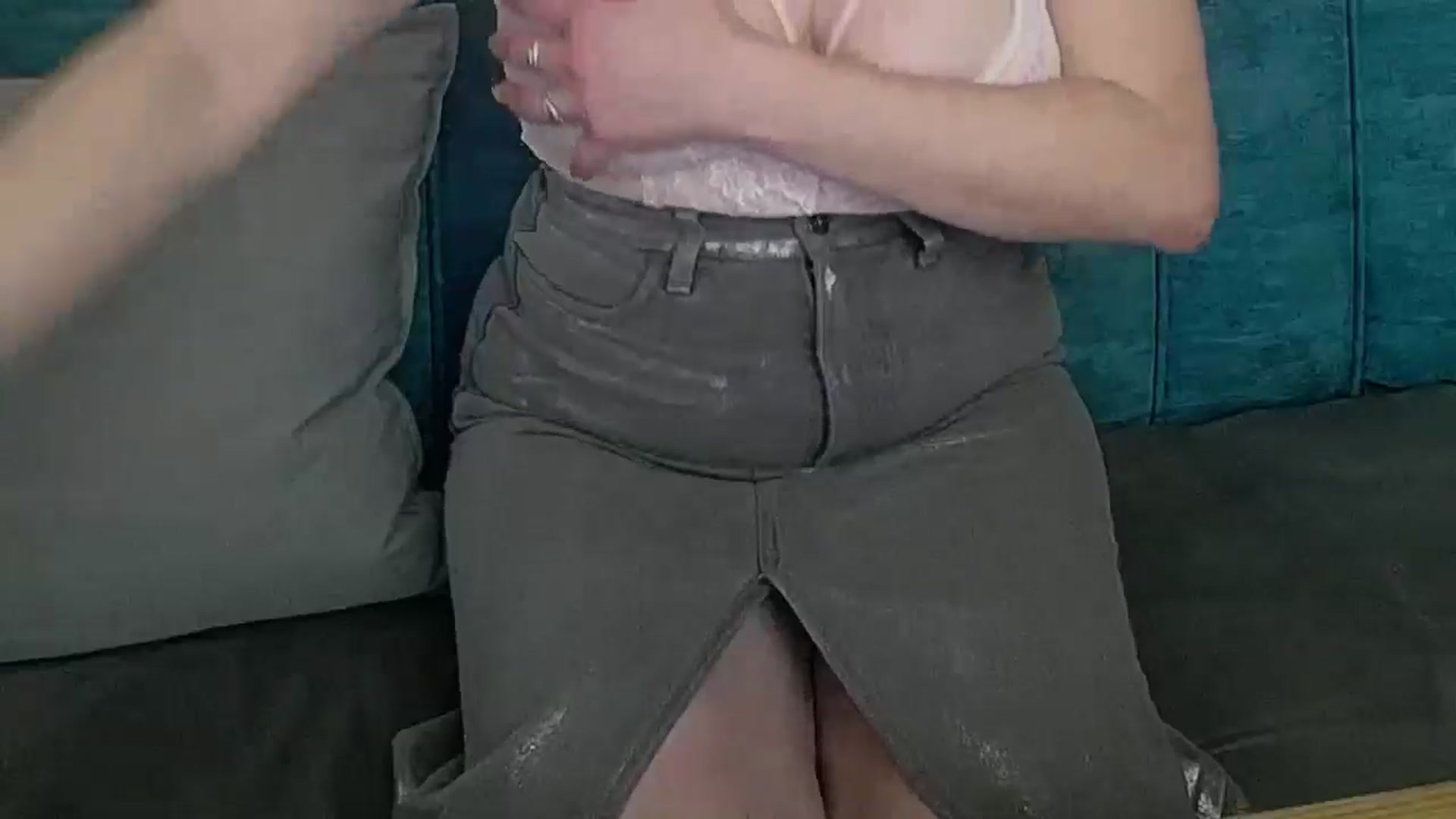 Gallery image thumbnail from ForeverChic's myfreecams stream on, 06/20/2025, 09:43 image 5 of 20