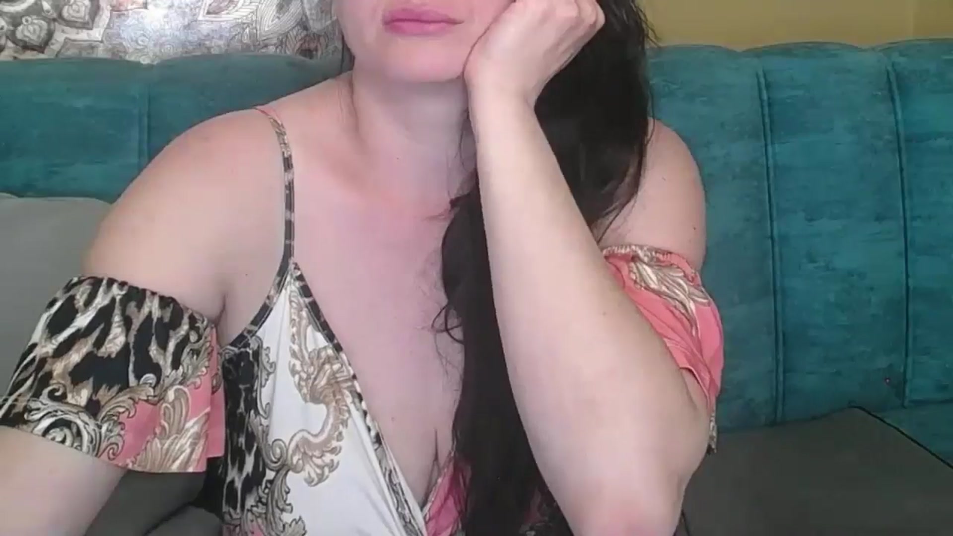 Gallery image thumbnail from ForeverChic's myfreecams stream on, 06/23/2025, 11:23 image 15 of 20