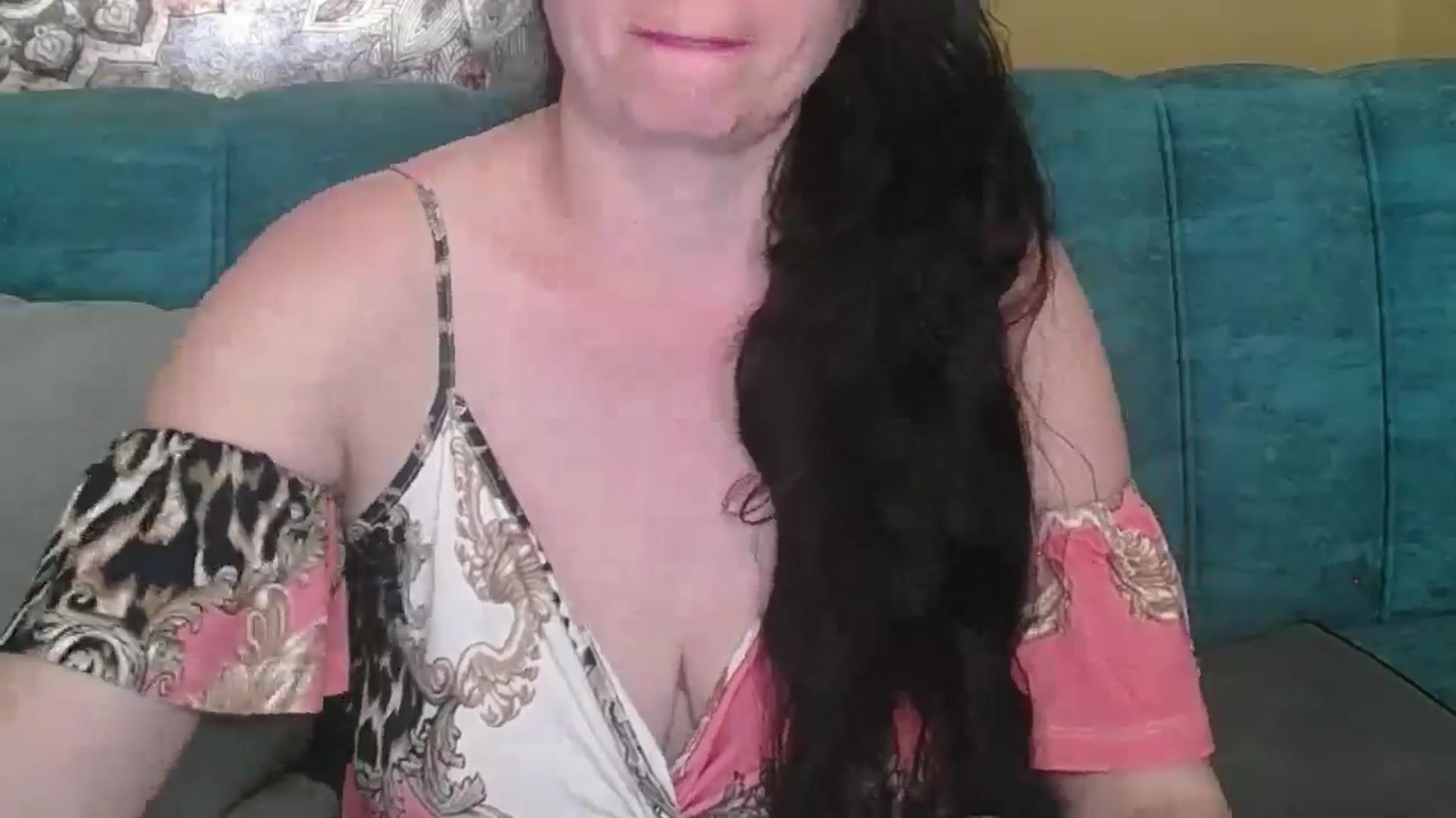 Gallery image thumbnail from ForeverChic's myfreecams stream on, 06/23/2025, 11:23 image 18 of 20