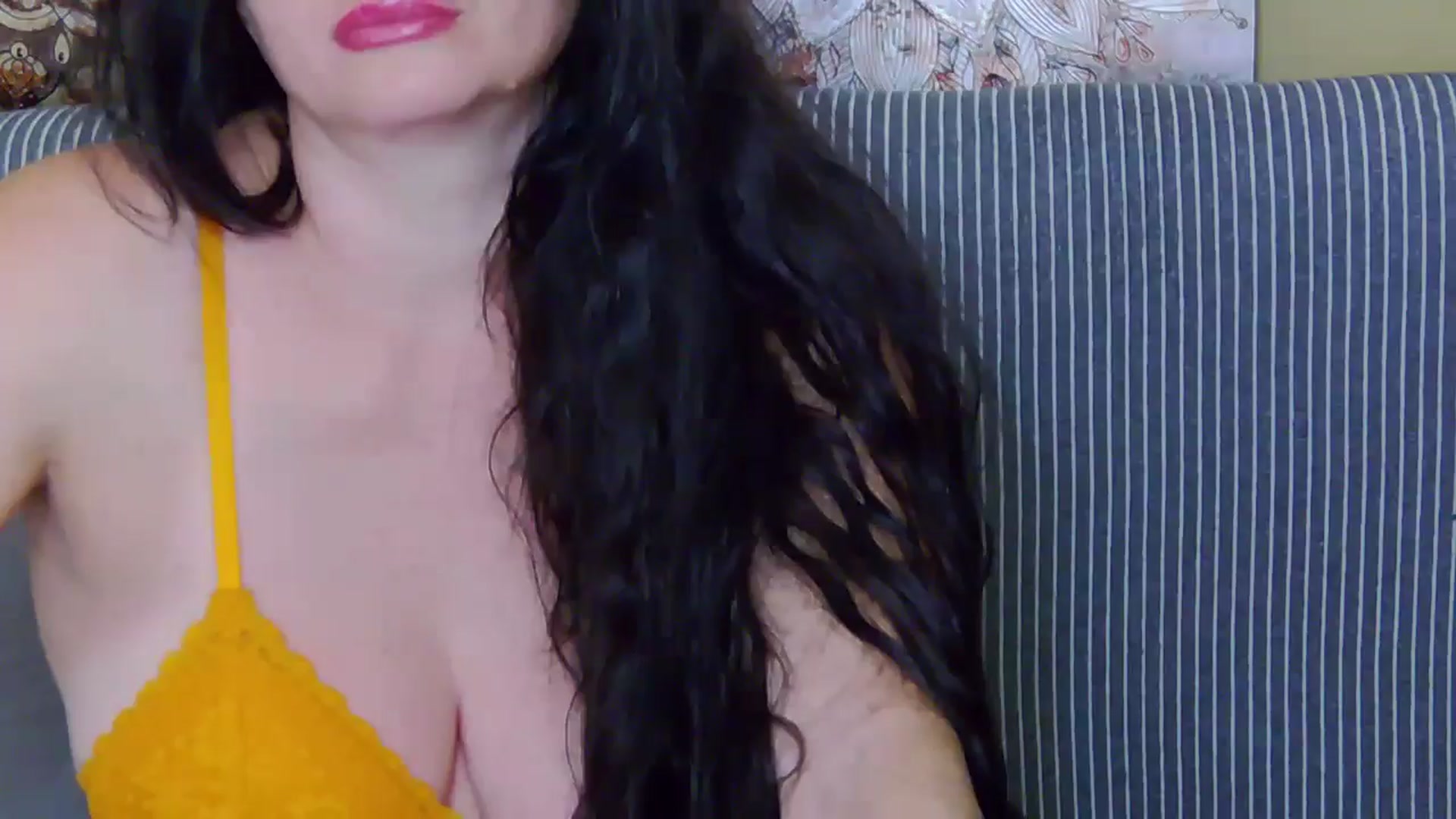 Gallery image thumbnail from ForeverChic's myfreecams stream on, 07/23/2025, 10:36 image 9 of 20