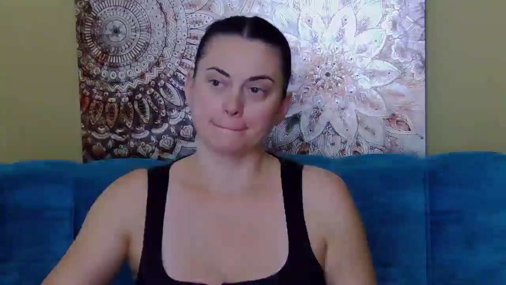Gallery image thumbnail from ForeverChic's myfreecams stream on, 08/01/2025, 09:55 image 10 of 20