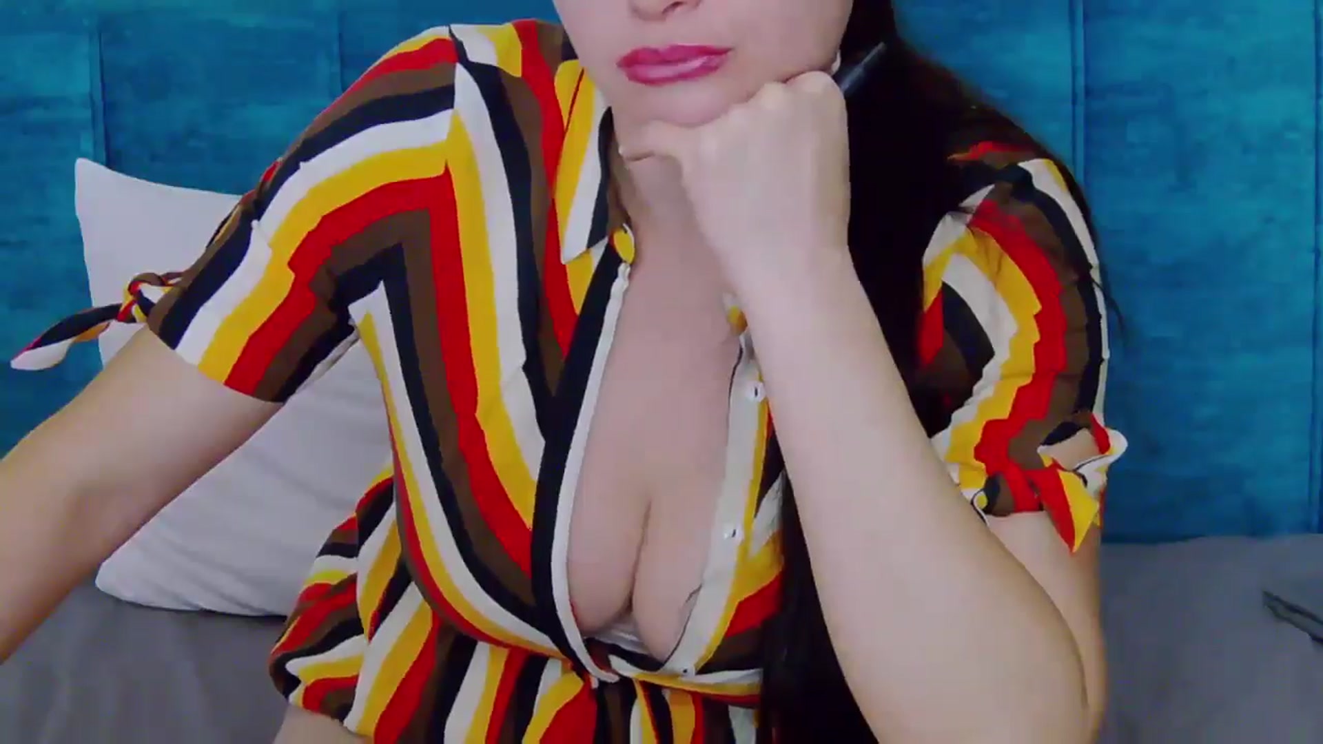 Gallery image thumbnail from ForeverChic's myfreecams stream on, 08/04/2025, 07:28 image 2 of 20