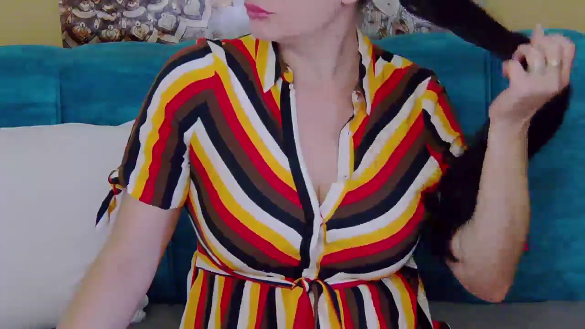 Gallery image thumbnail from ForeverChic's myfreecams stream on, 08/04/2025, 07:28 image 12 of 20