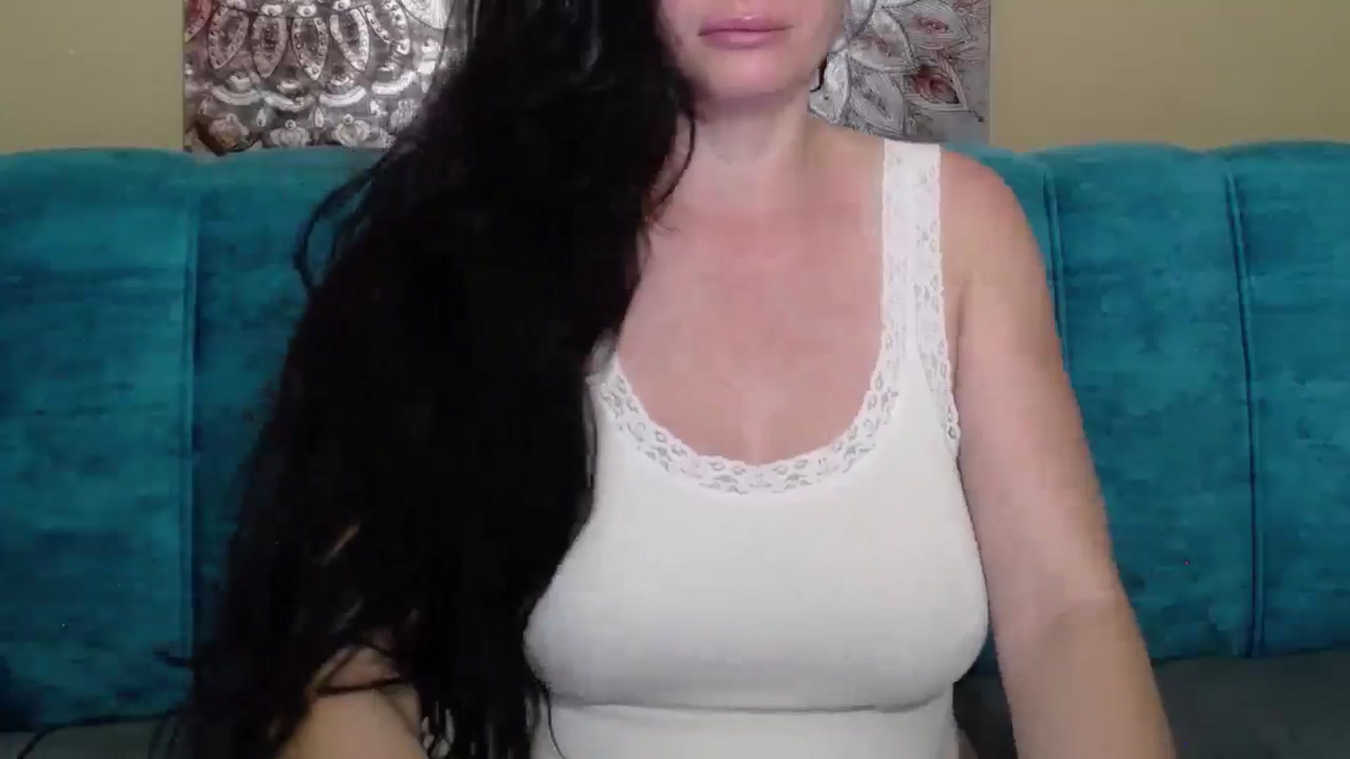 Gallery image thumbnail from ForeverChic's myfreecams stream on, 08/06/2025, 08:29 image 19 of 20