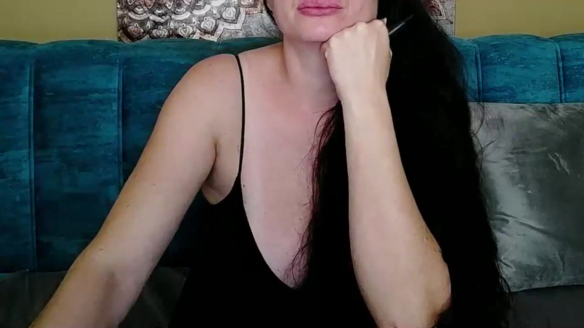 Gallery image thumbnail from ForeverChic's myfreecams stream on, 08/14/2025, 09:33 image 16 of 20