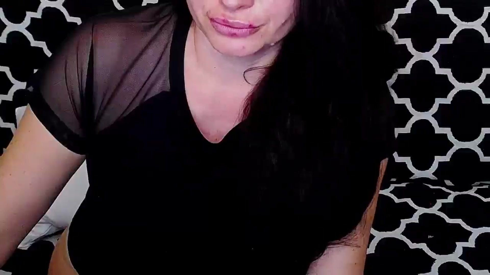 Gallery image thumbnail from ForeverChic's myfreecams stream on, 08/25/2025, 09:36 image 15 of 20