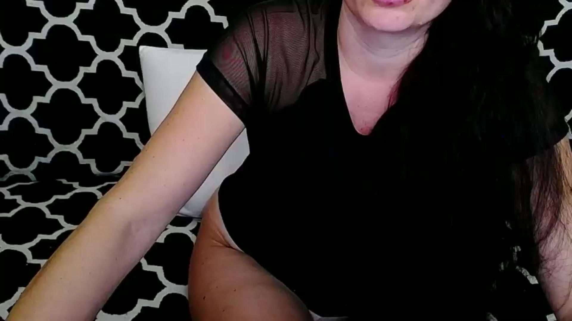 Gallery image thumbnail from ForeverChic's myfreecams stream on, 08/25/2025, 11:05 image 5 of 20