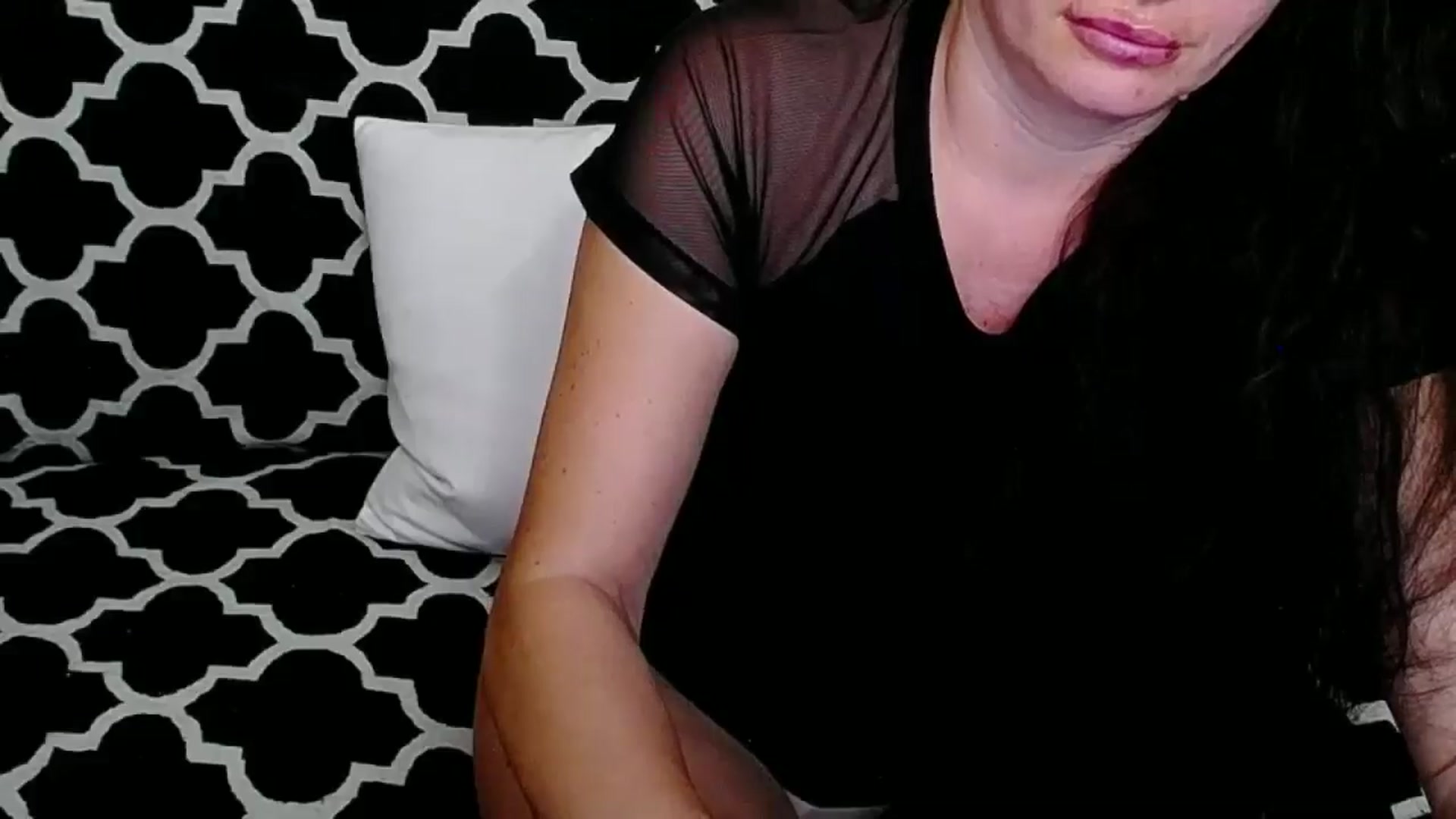 Gallery image thumbnail from ForeverChic's myfreecams stream on, 08/25/2025, 11:05 image 4 of 20