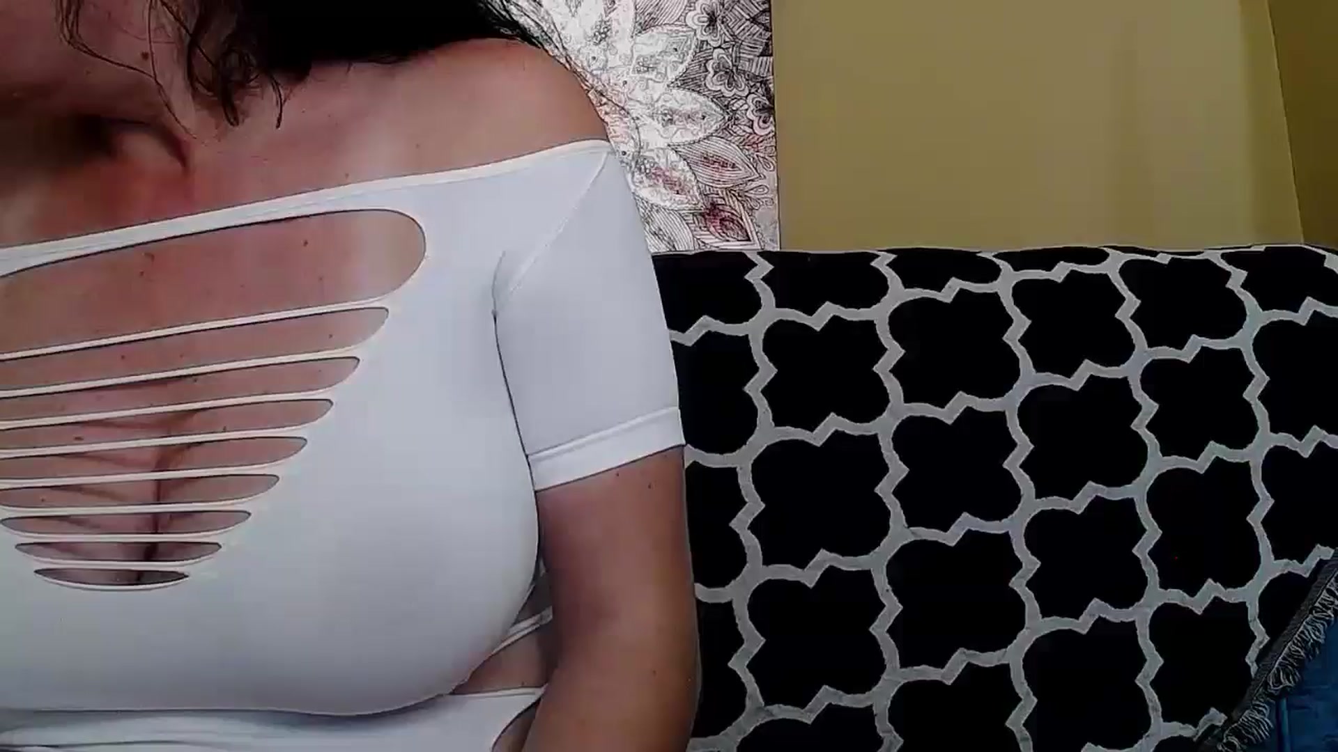 Gallery image thumbnail from ForeverChic's myfreecams stream on, 09/04/2025, 09:44 image 15 of 20