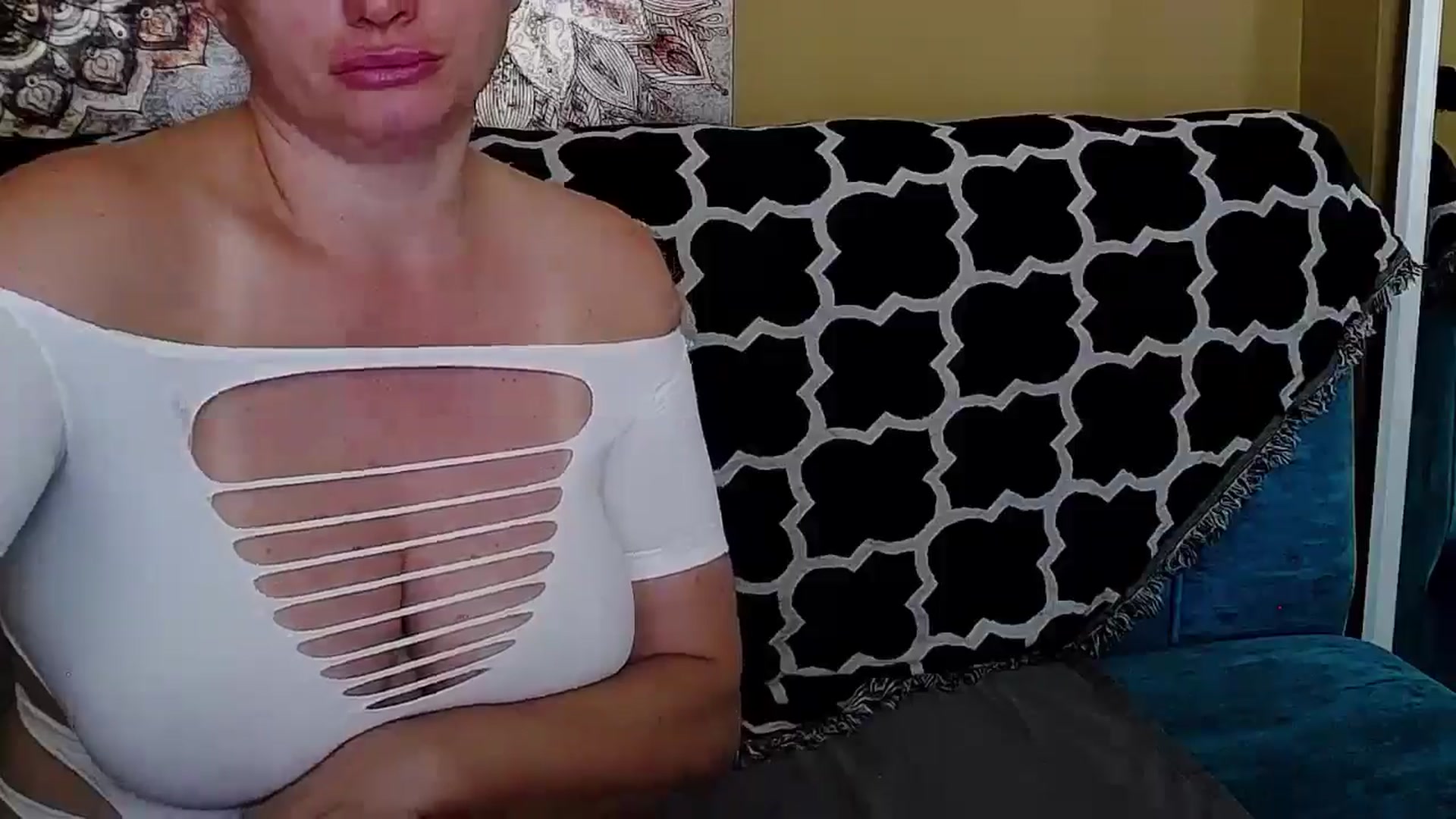 Gallery image thumbnail from ForeverChic's myfreecams stream on, 09/04/2025, 10:57 image 10 of 20