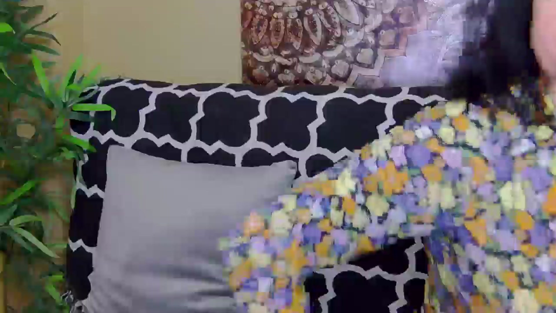 Gallery image thumbnail from ForeverChic's myfreecams stream on, 09/12/2025, 10:33 image 3 of 20