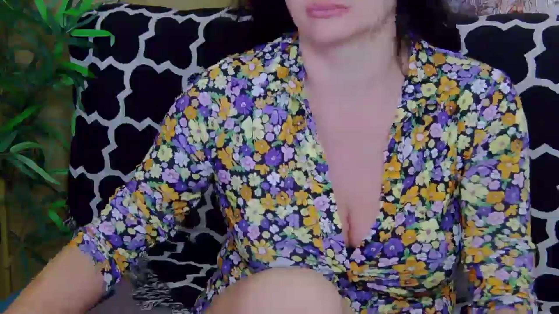 Gallery image thumbnail from ForeverChic's myfreecams stream on, 09/12/2025, 10:33 image 5 of 20