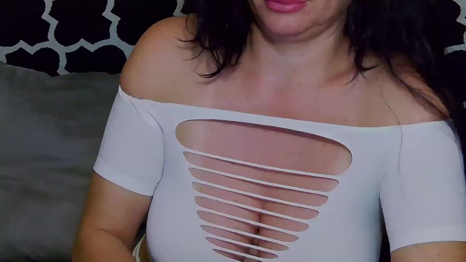 Gallery image thumbnail from ForeverChic's myfreecams stream on, 09/13/2025, 11:58 image 10 of 20