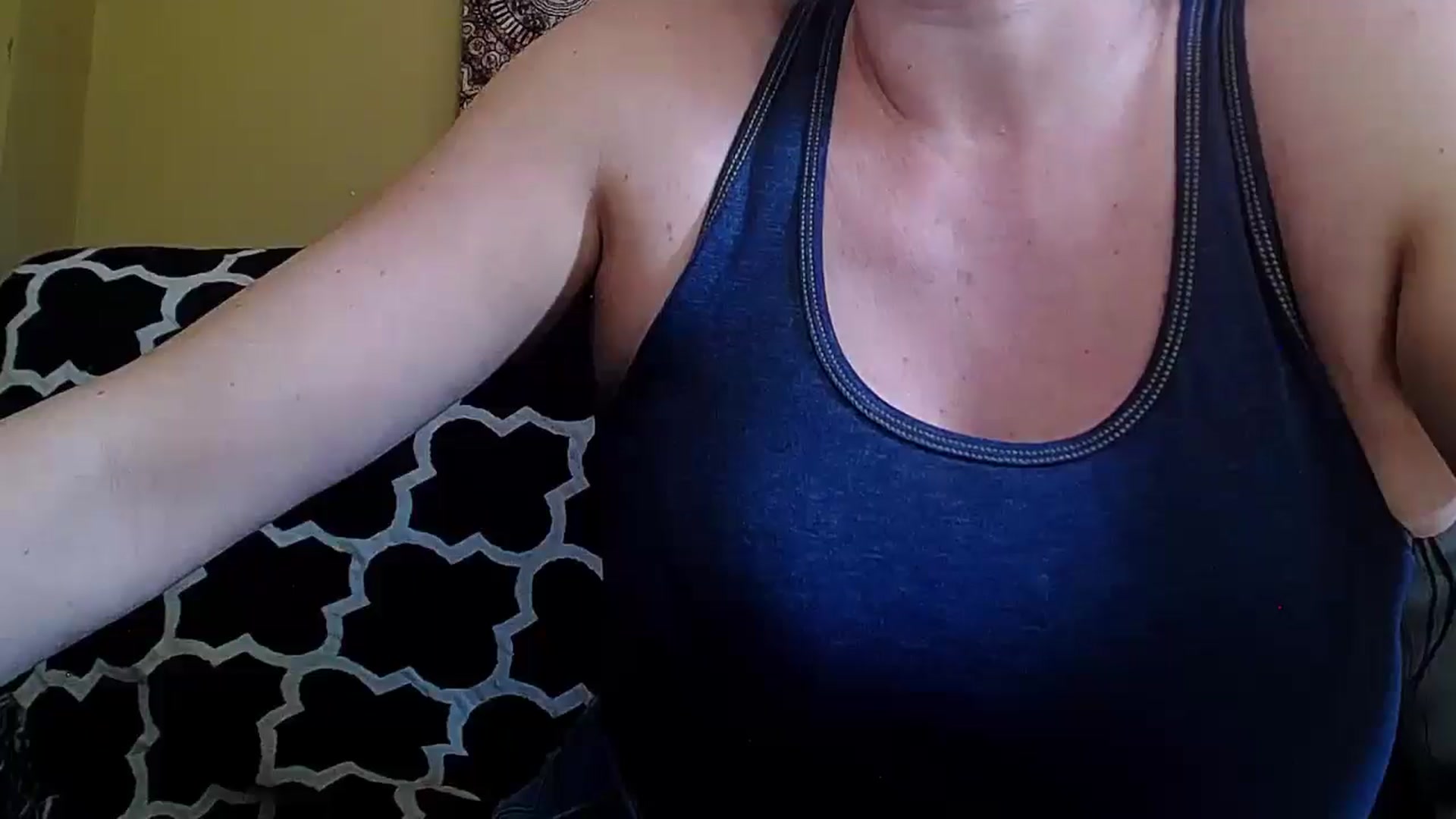 Gallery image thumbnail from ForeverChic's myfreecams stream on, 09/15/2025, 11:52 image 17 of 20