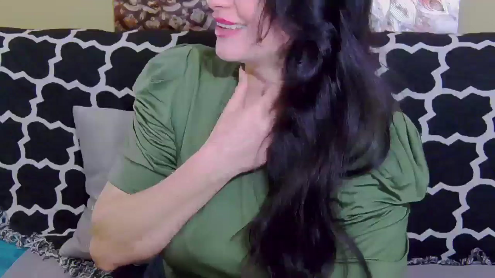 Gallery image thumbnail from ForeverChic's myfreecams stream on, 09/18/2025, 06:35 image 14 of 20