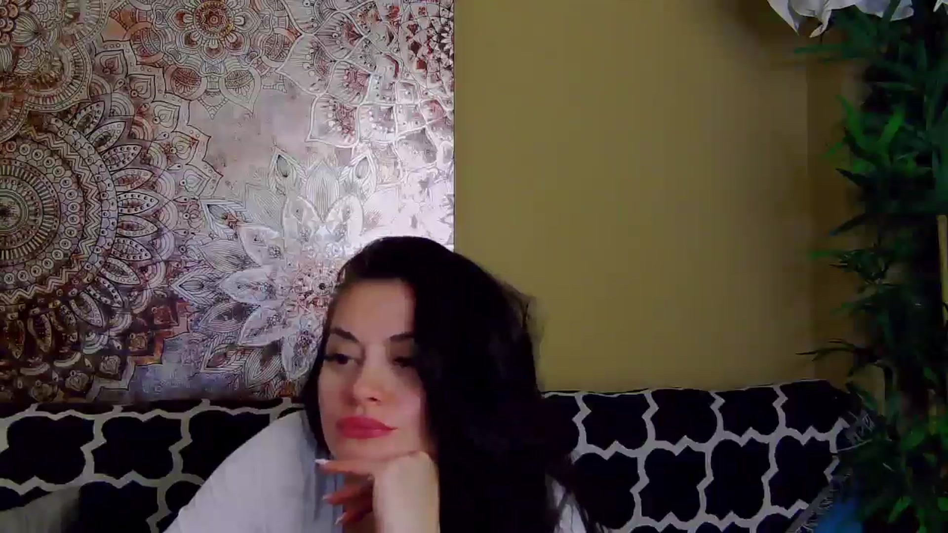 Gallery image thumbnail from ForeverChic's myfreecams stream on, 10/09/2025, 11:03 image 11 of 20