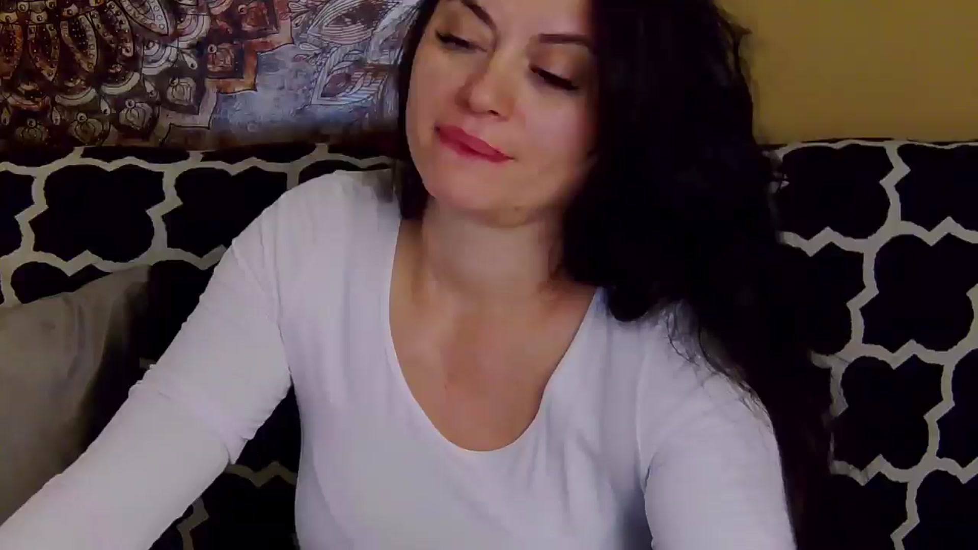 Gallery image thumbnail from ForeverChic's myfreecams stream on, 10/09/2025, 11:03 image 5 of 20