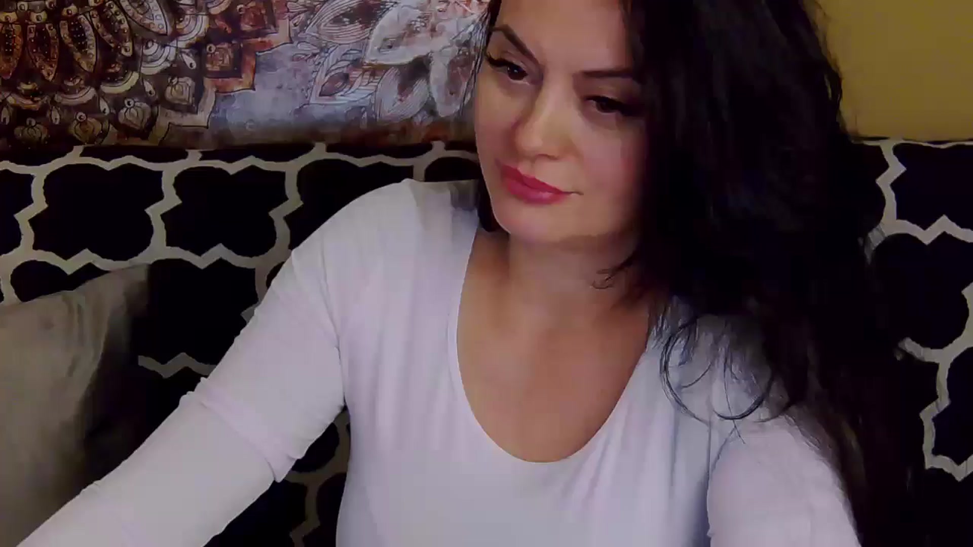 Gallery image thumbnail from ForeverChic's myfreecams stream on, 10/09/2025, 11:03 image 4 of 20