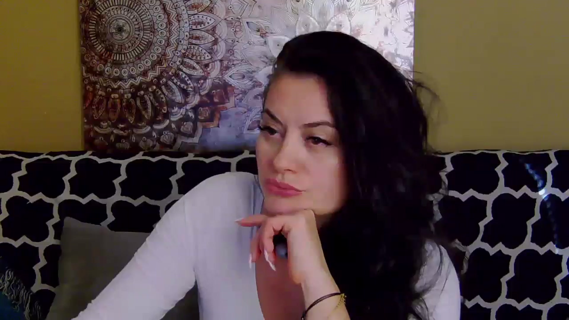 Gallery image thumbnail from ForeverChic's myfreecams stream on, 10/09/2025, 12:03 image 5 of 20