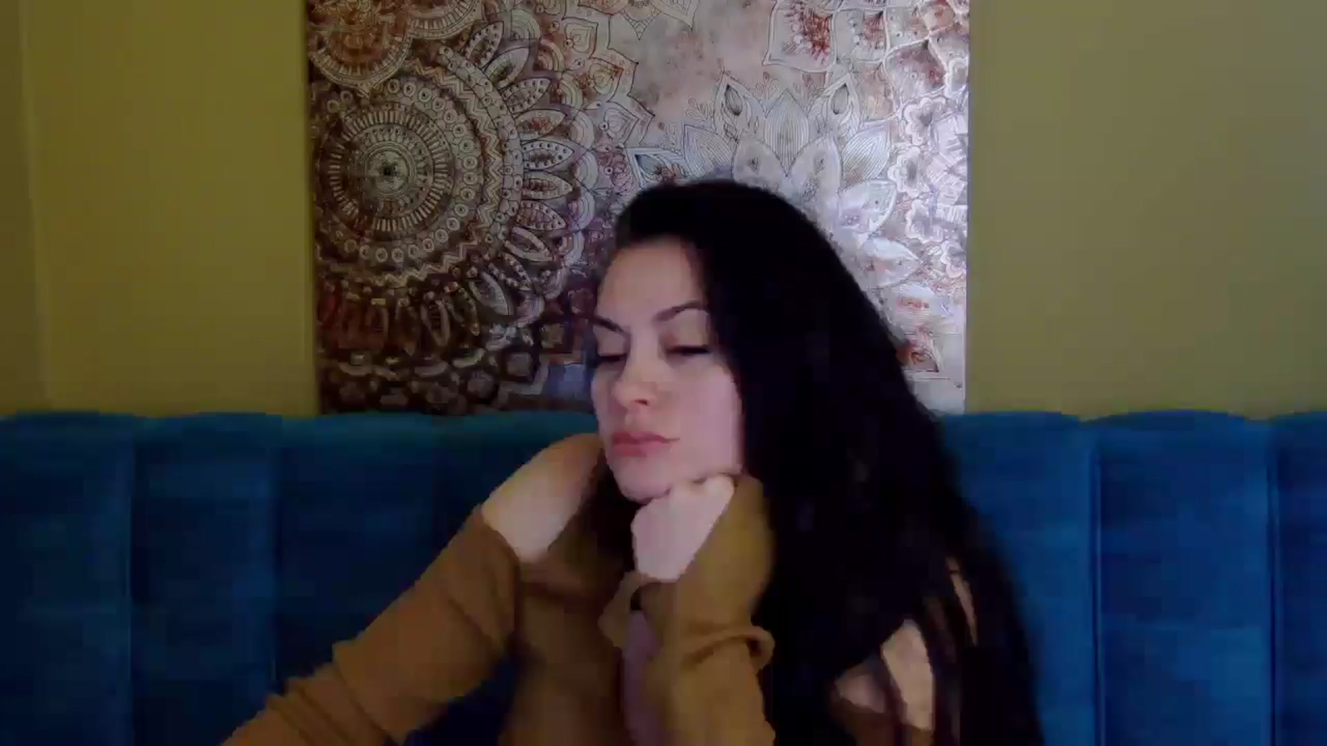 Gallery image thumbnail from ForeverChic's myfreecams stream on, 10/15/2025, 08:38 image 19 of 20