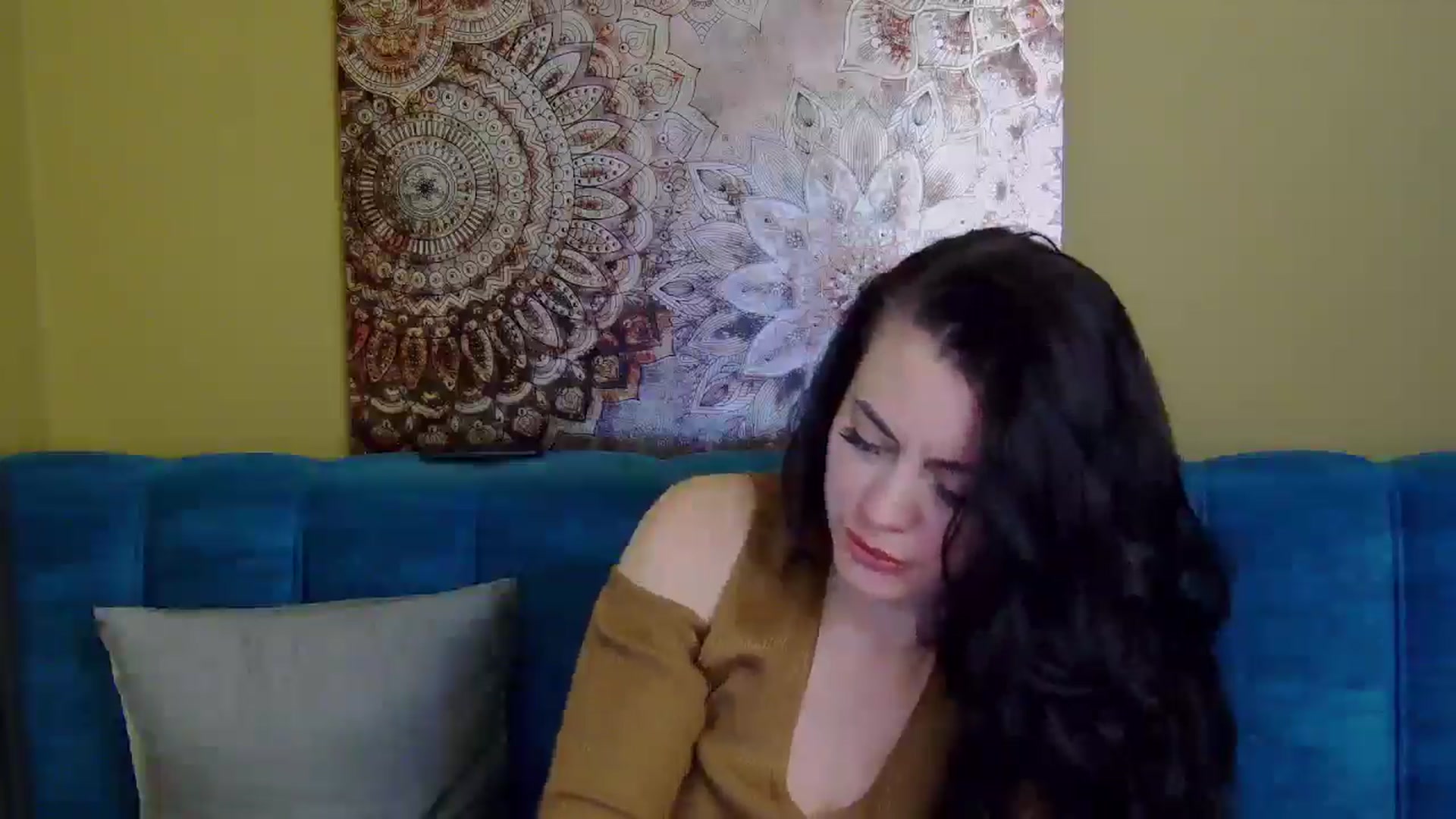 Gallery image thumbnail from ForeverChic's myfreecams stream on, 10/15/2025, 08:38 image 2 of 20