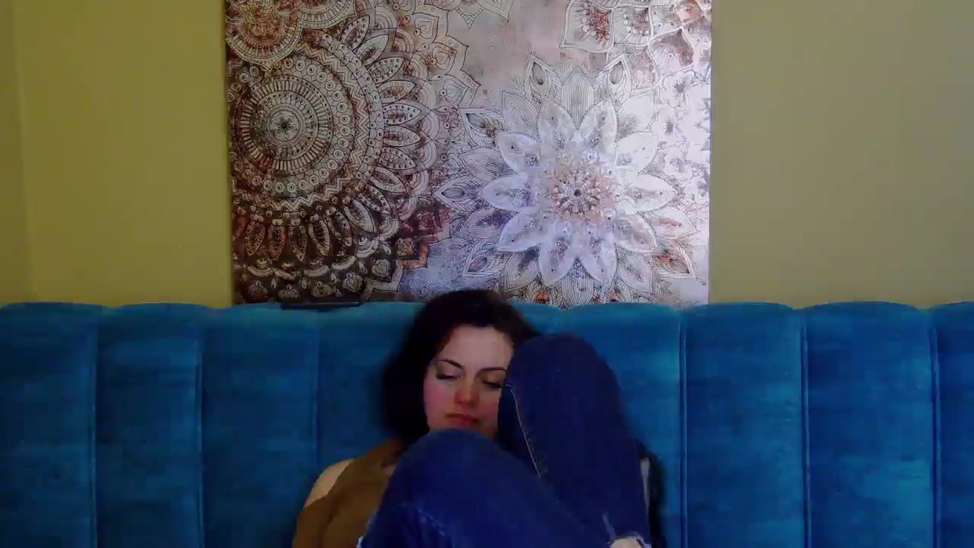 Gallery image thumbnail from ForeverChic's myfreecams stream on, 10/15/2025, 08:38 image 12 of 20