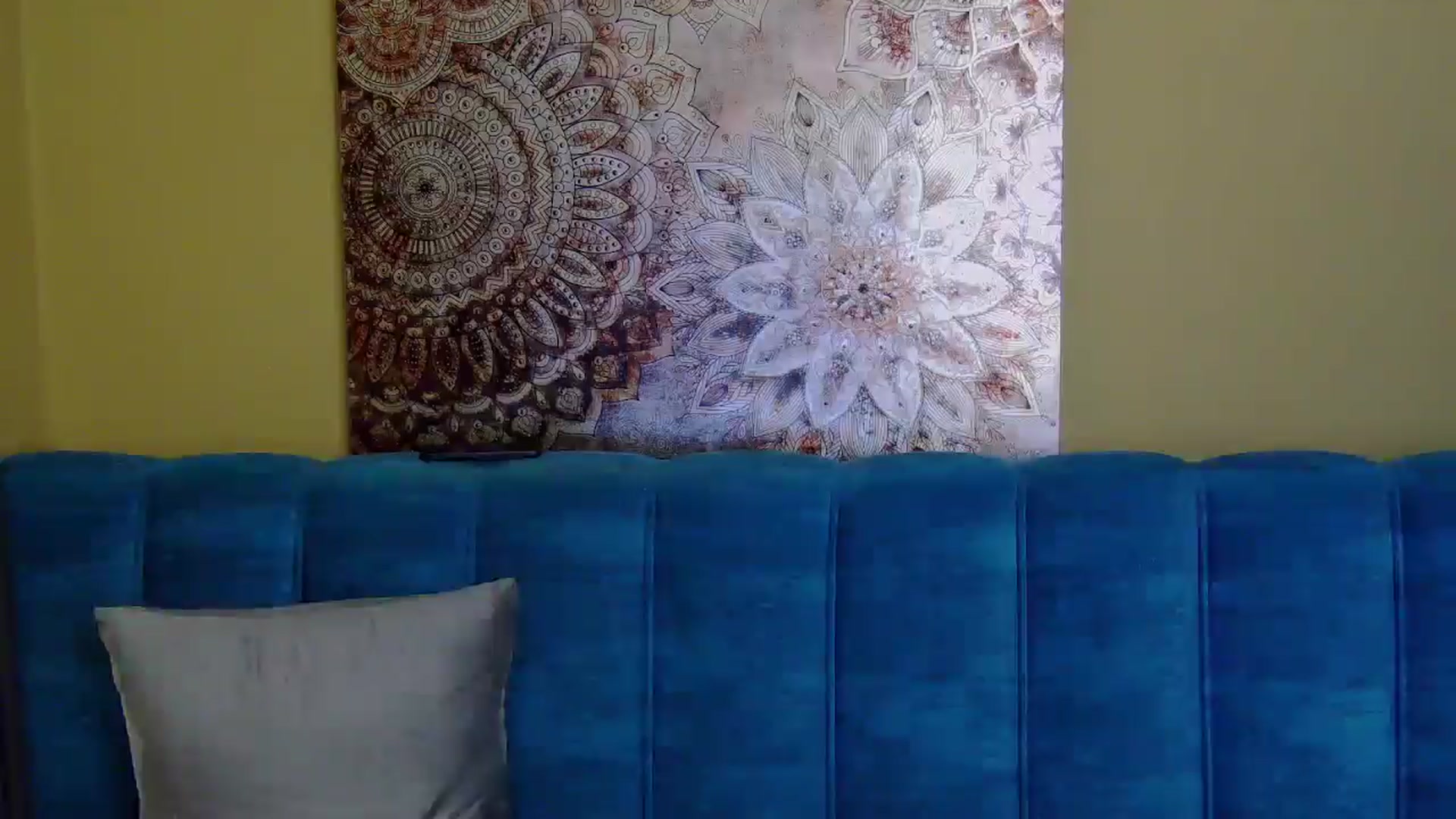 Gallery image thumbnail from ForeverChic's myfreecams stream on, 10/15/2025, 08:38 image 3 of 20