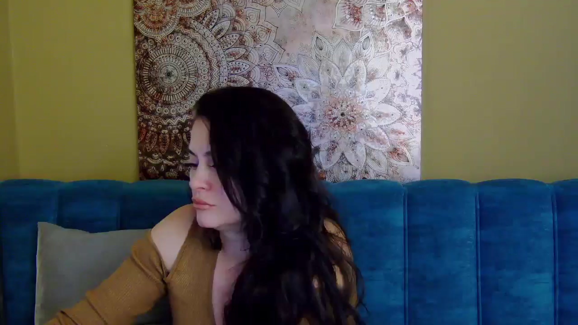 Gallery image thumbnail from ForeverChic's myfreecams stream on, 10/15/2025, 10:04 image 16 of 20