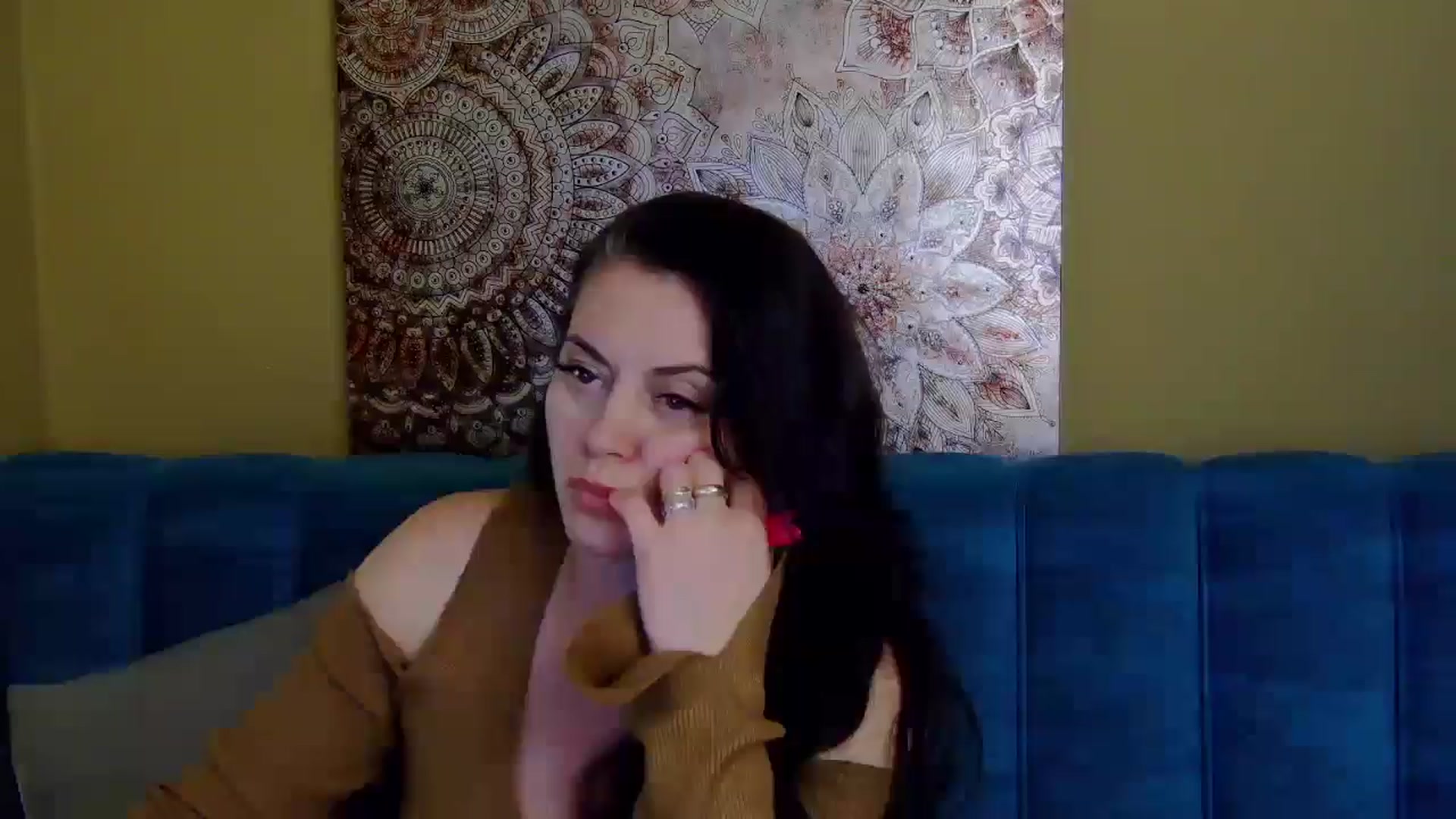 Gallery image thumbnail from ForeverChic's myfreecams stream on, 10/15/2025, 11:32 image 4 of 20