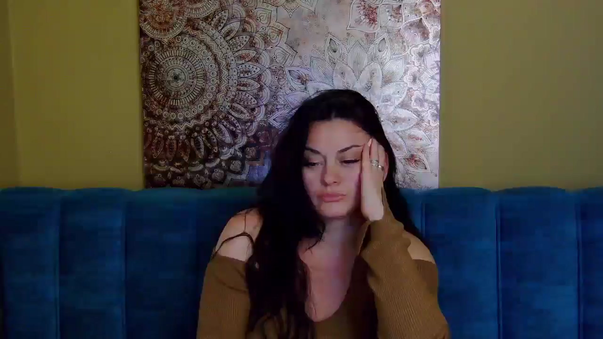Gallery image thumbnail from ForeverChic's myfreecams stream on, 10/15/2025, 11:32 image 20 of 20