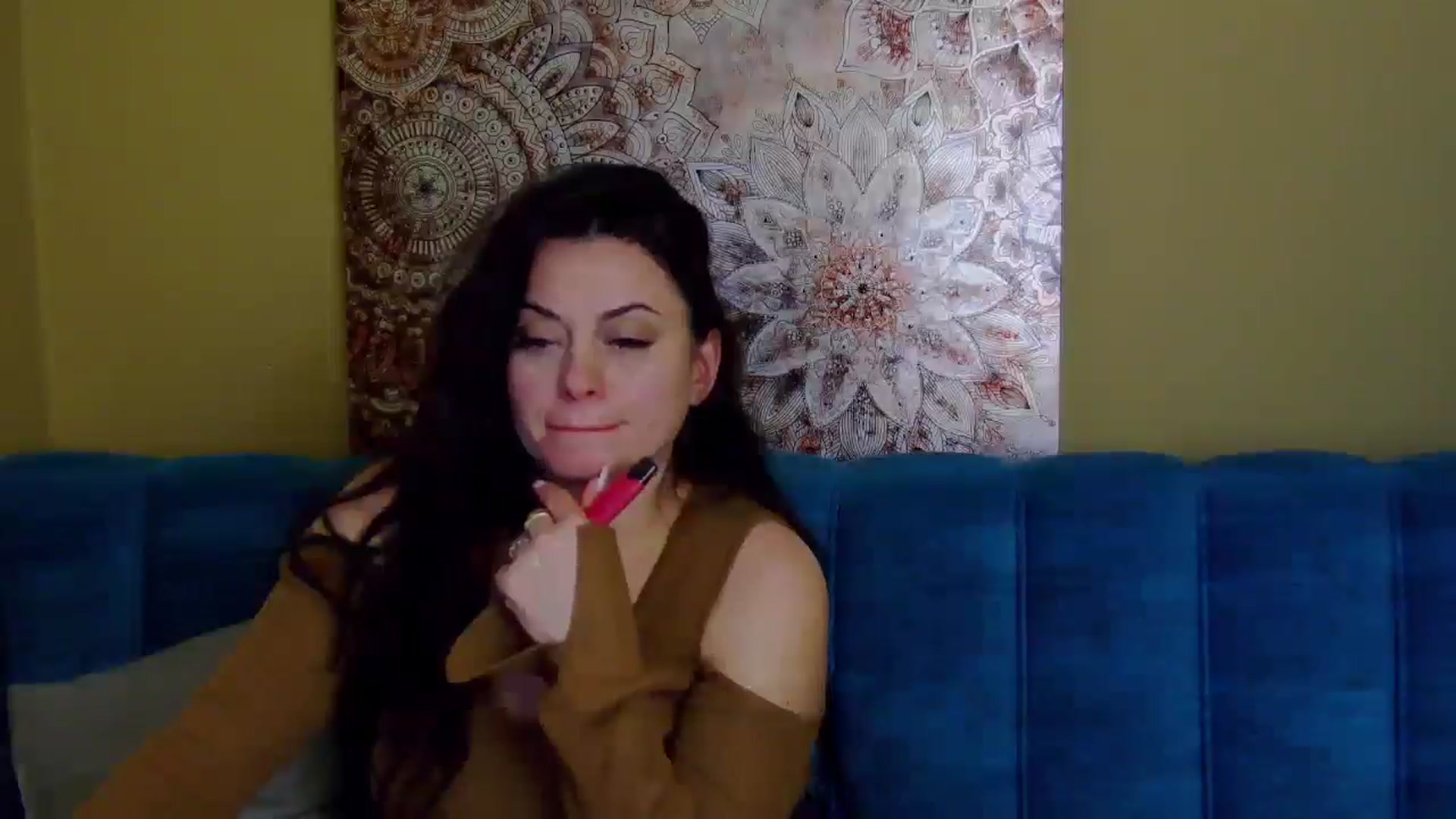 Gallery image thumbnail from ForeverChic's myfreecams stream on, 10/15/2025, 11:32 image 15 of 20