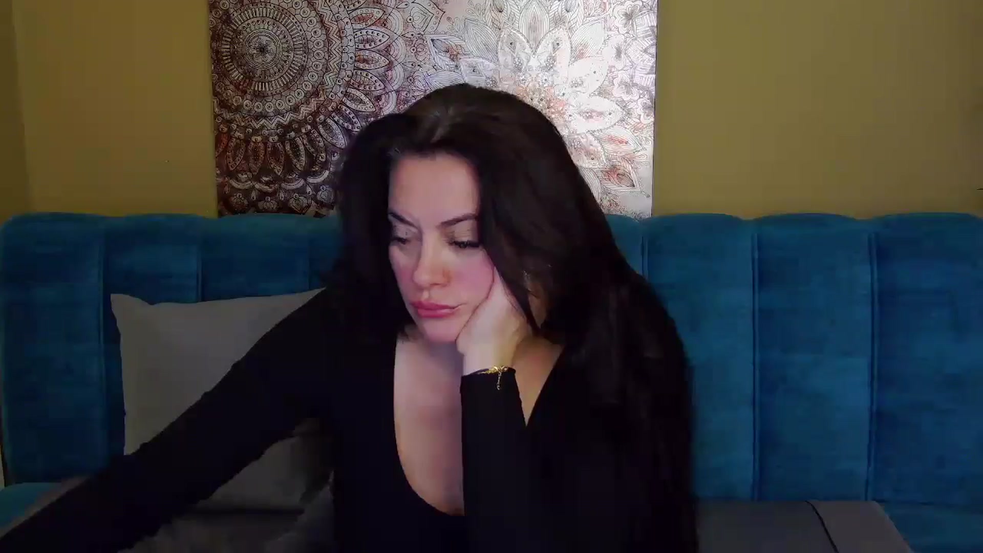 Gallery image thumbnail from ForeverChic's myfreecams stream on, 10/16/2025, 07:34 image 11 of 20