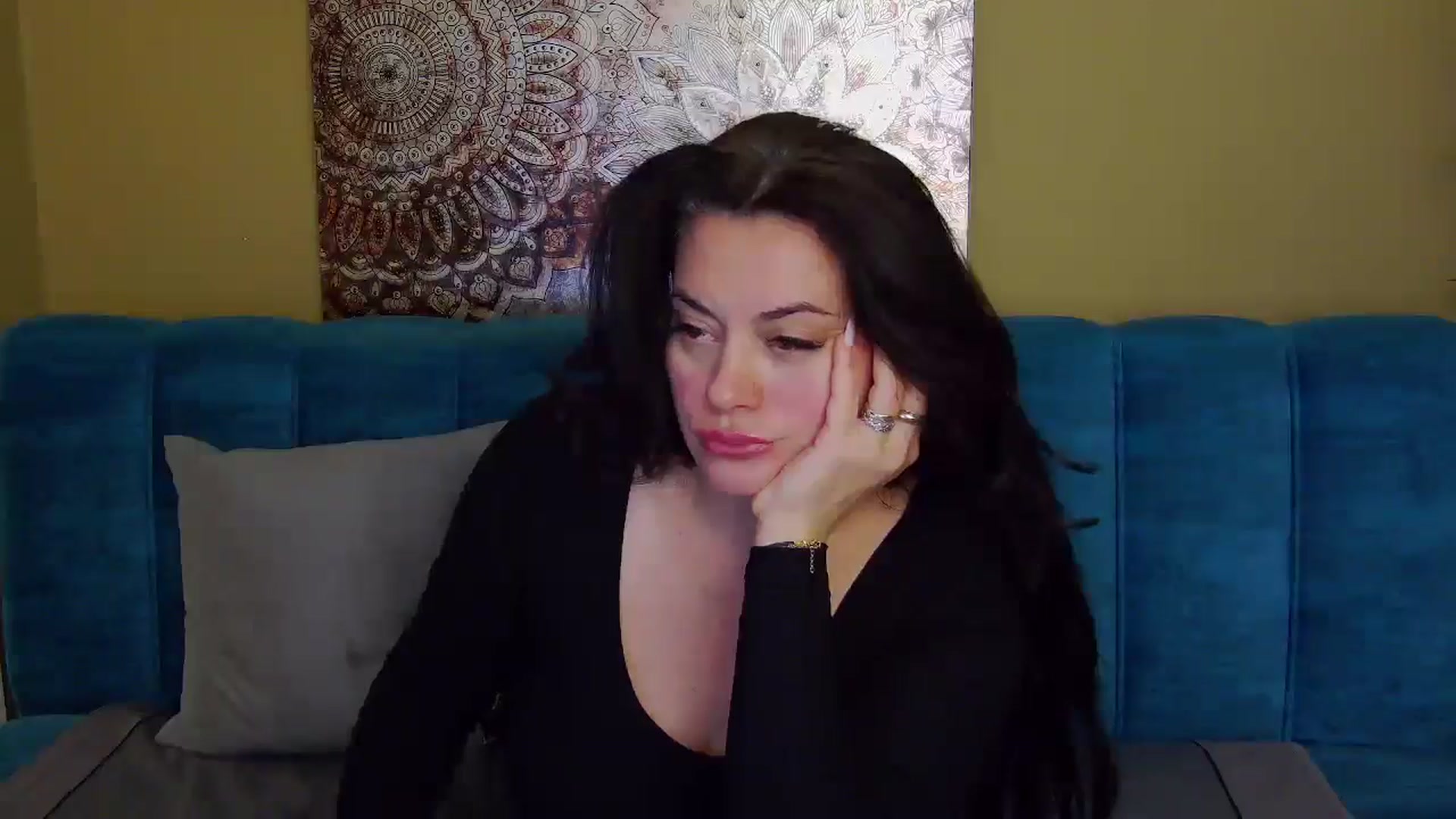Gallery image thumbnail from ForeverChic's myfreecams stream on, 10/16/2025, 07:34 image 9 of 20