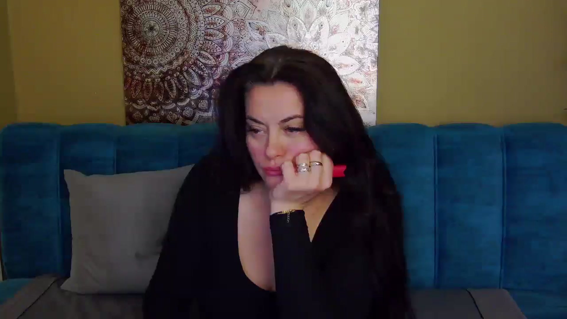 Gallery image thumbnail from ForeverChic's myfreecams stream on, 10/16/2025, 07:34 image 12 of 20