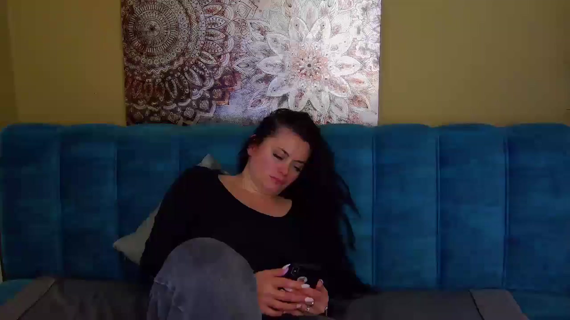 Gallery image thumbnail from ForeverChic's myfreecams stream on, 10/16/2025, 08:31 image 13 of 20
