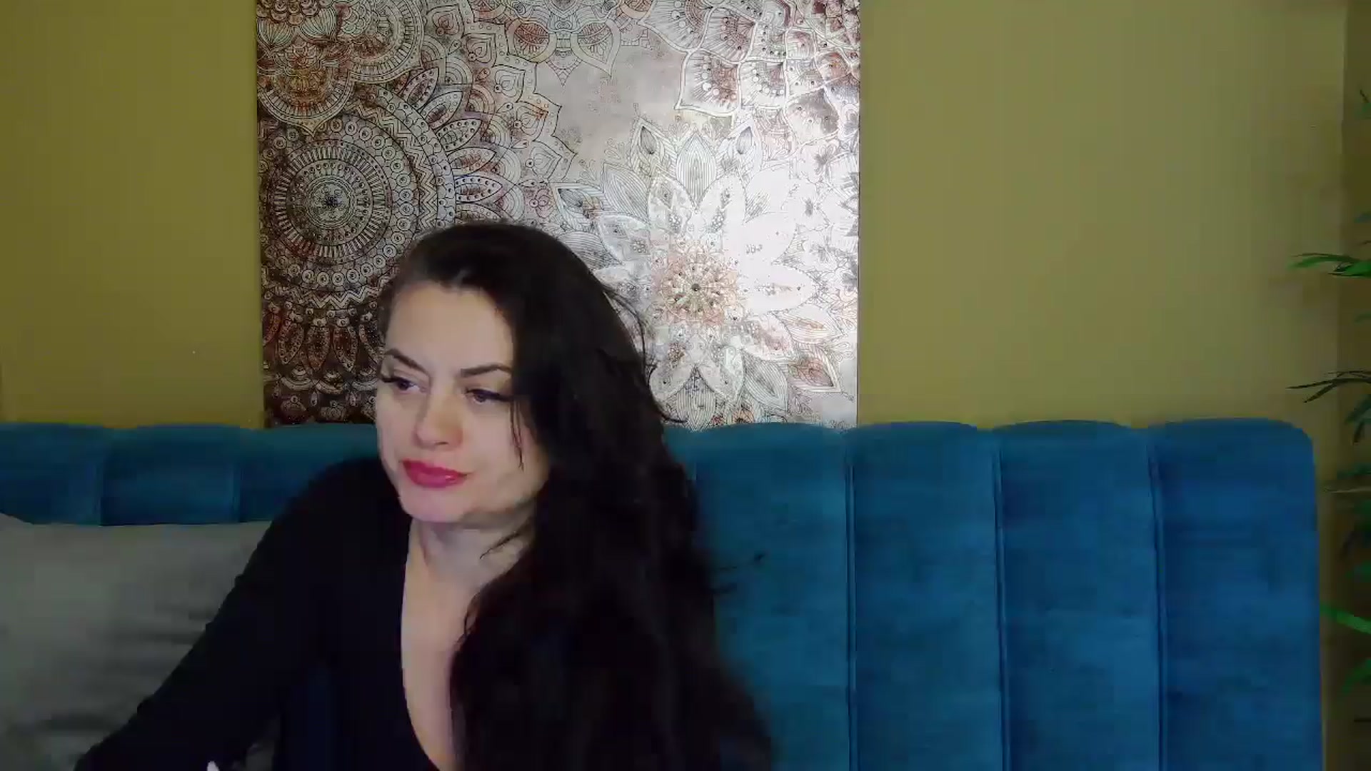 Gallery image thumbnail from ForeverChic's myfreecams stream on, 10/16/2025, 11:07 image 6 of 20