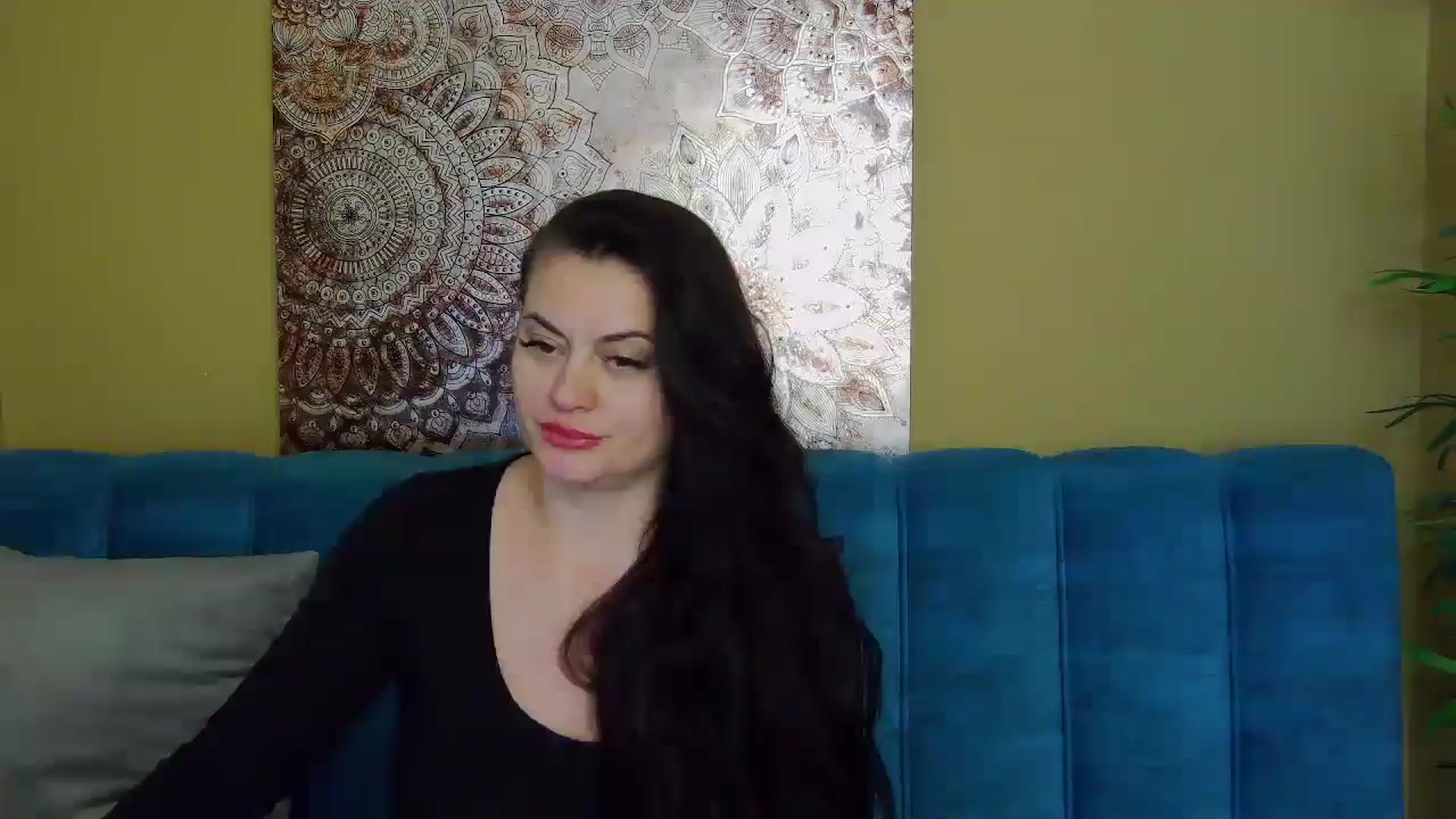 Gallery image thumbnail from ForeverChic's myfreecams stream on, 10/16/2025, 11:07 image 10 of 20