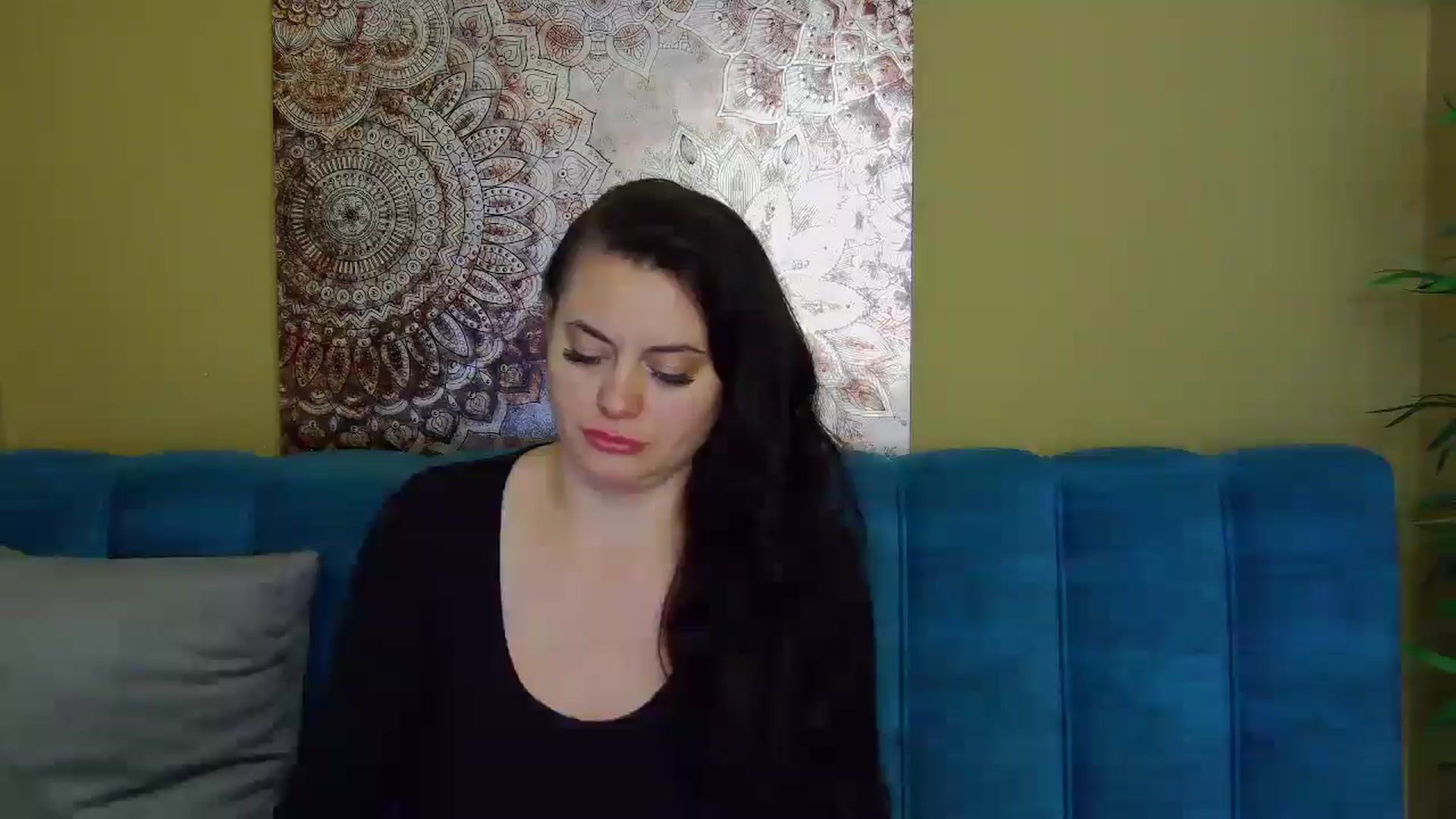 Gallery image thumbnail from ForeverChic's myfreecams stream on, 10/16/2025, 11:07 image 17 of 20