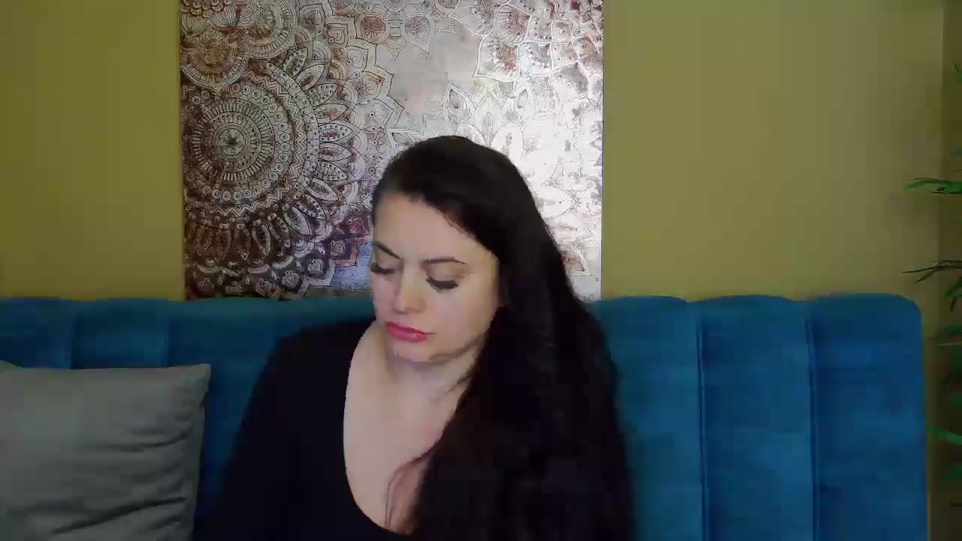 Gallery image thumbnail from ForeverChic's myfreecams stream on, 10/16/2025, 11:07 image 15 of 20
