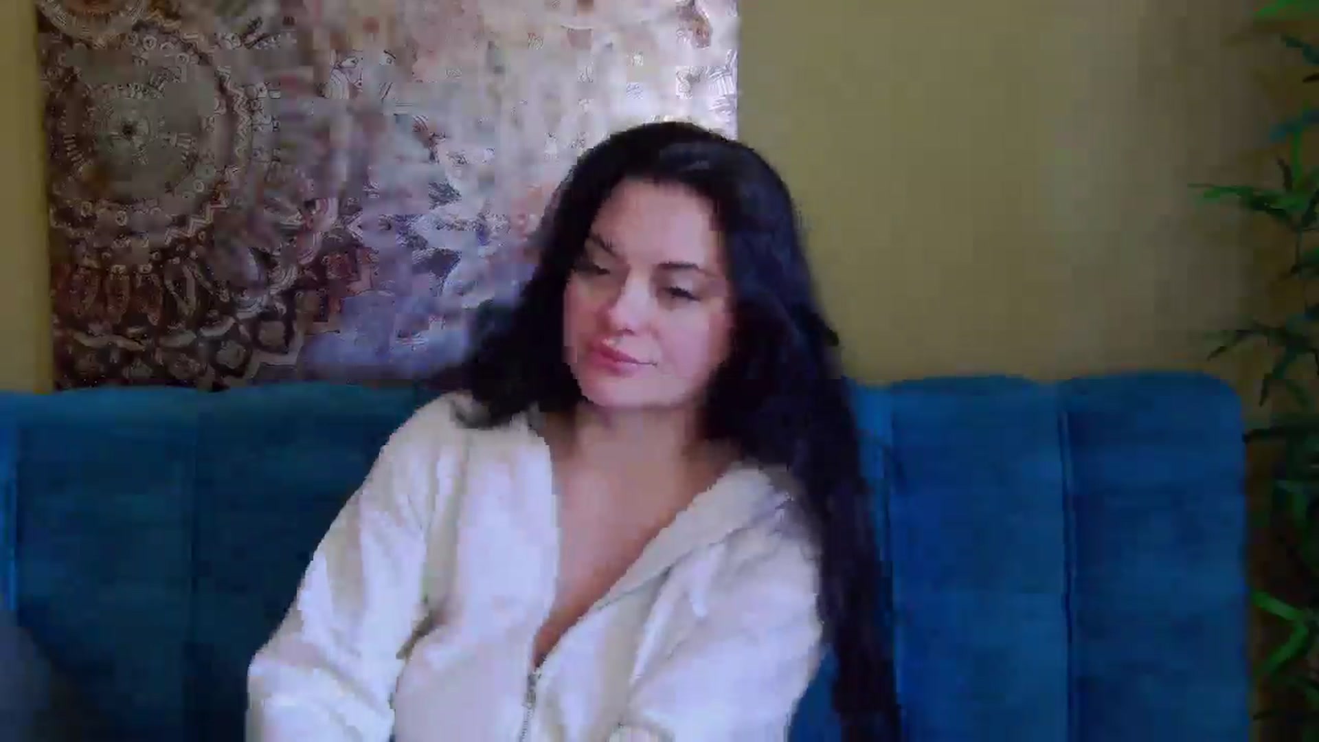 Gallery image thumbnail from ForeverChic's myfreecams stream on, 10/22/2025, 08:40 image 16 of 20