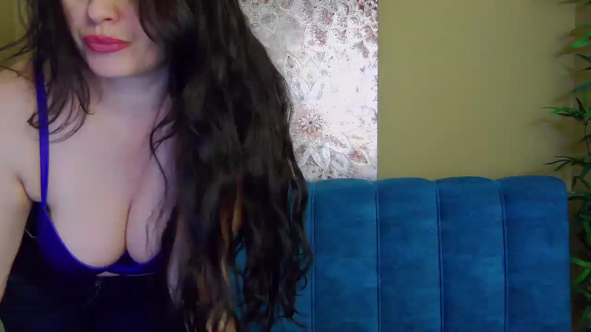Gallery image thumbnail from ForeverChic's myfreecams stream on, 10/25/2025, 10:07 image 1 of 20